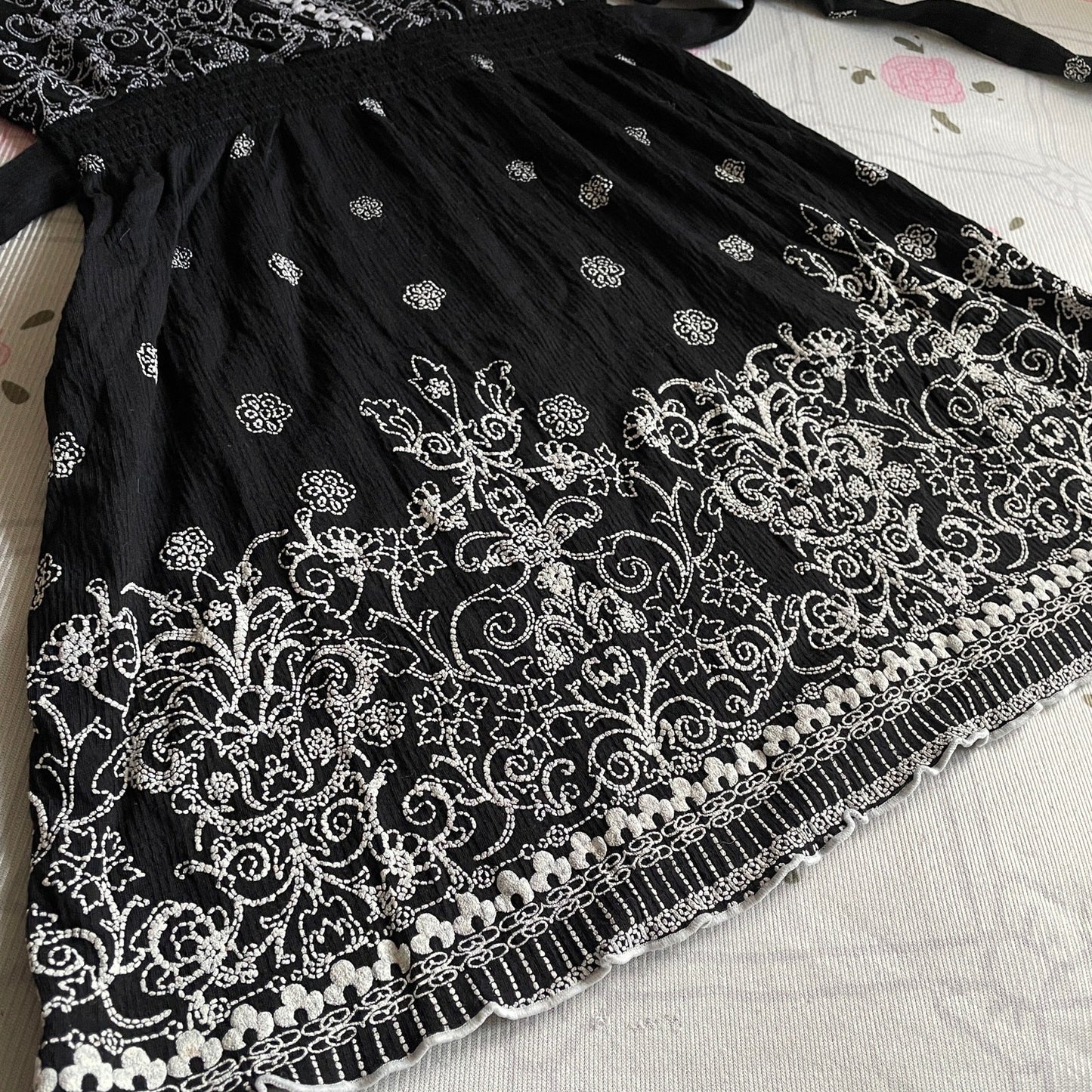 Japanese Vintage Black Embroidered Top4