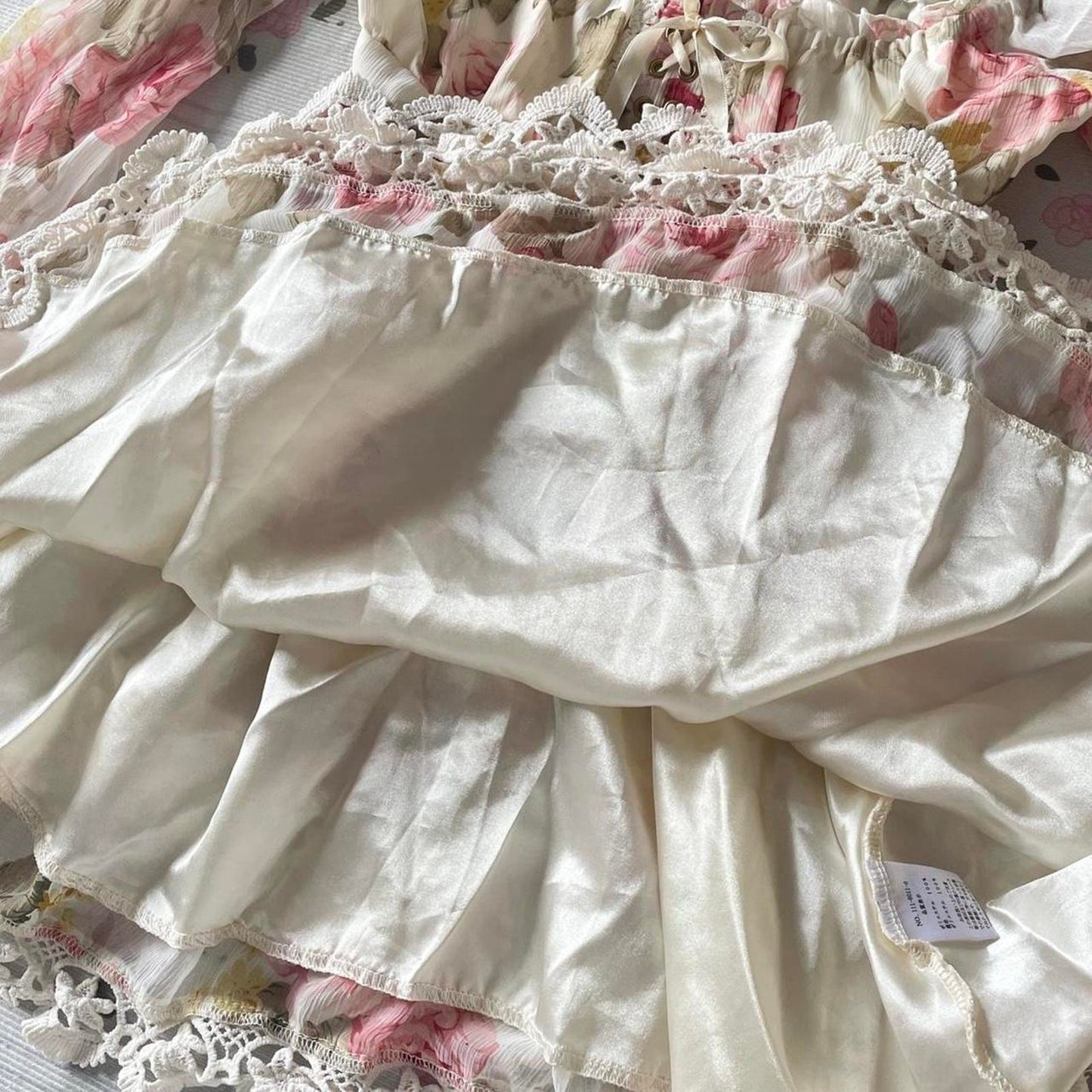 Liz Lisa offshoulder floral chiffon top/dress with lace hem5