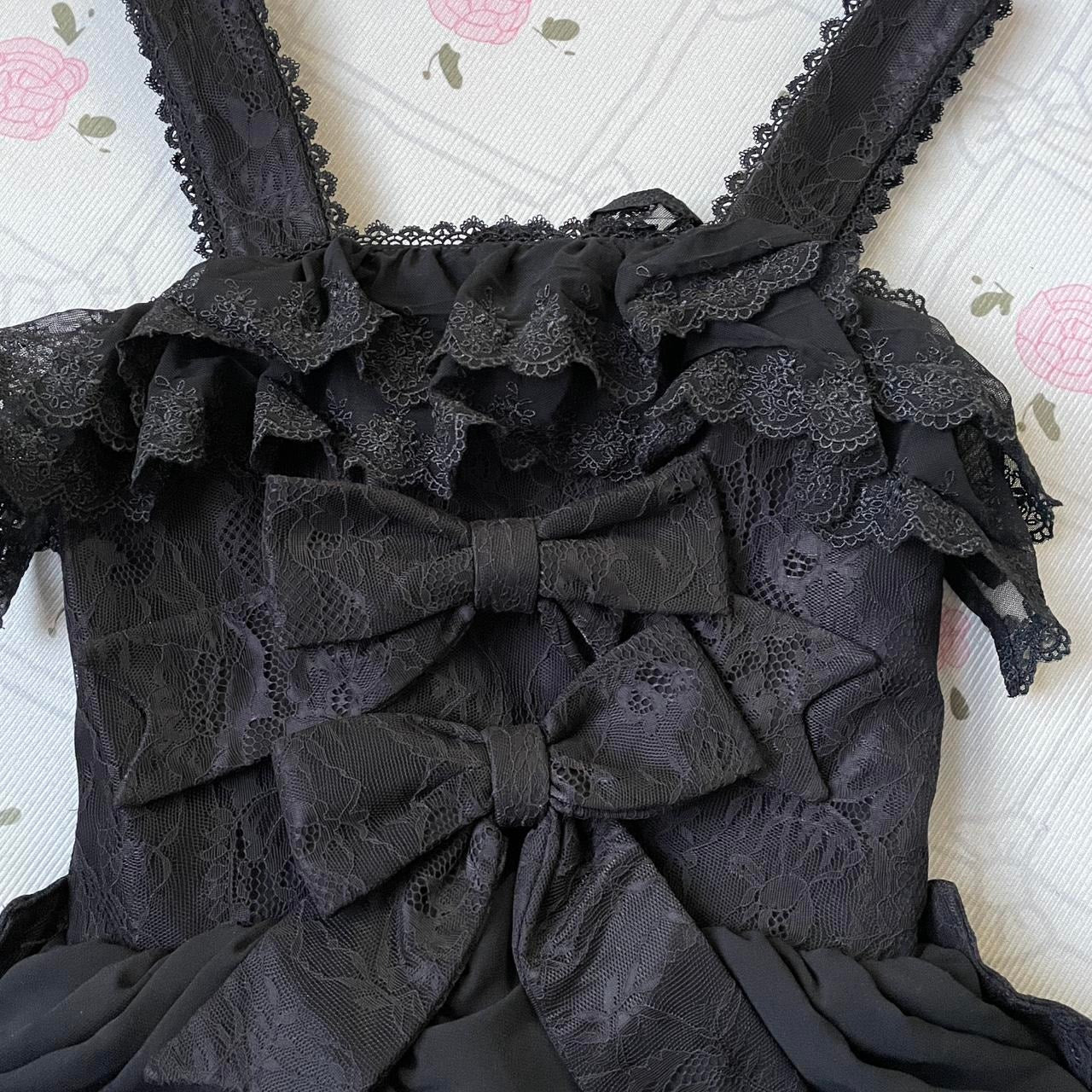 Atelier Pierrot black gothic lolita dress – detachable bows, layered ruffles5