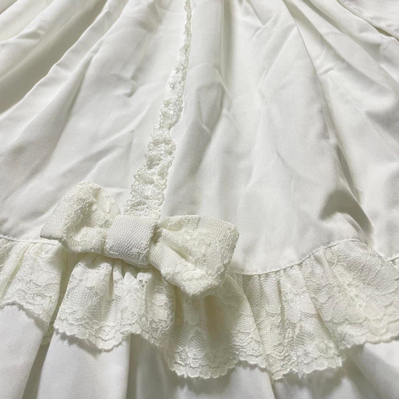 Bodyline white  lace dress with cross-tie back and full skirt – lolita JSK XS3