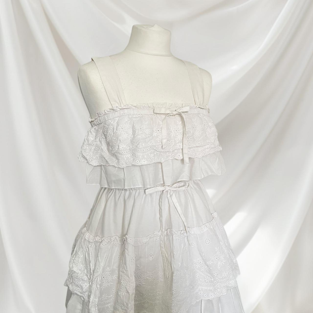 Liz Lisa tiered white lace dress1