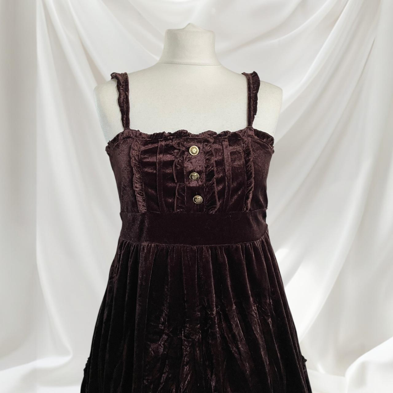 Liz Lisa vintage velvet dress with a slightly shiny finish1