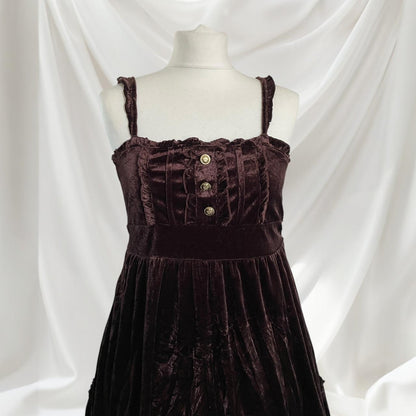Liz Lisa vintage velvet dress with a slightly shiny finish1