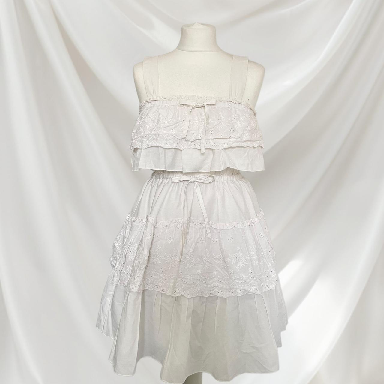 Liz Lisa tiered white lace dress0