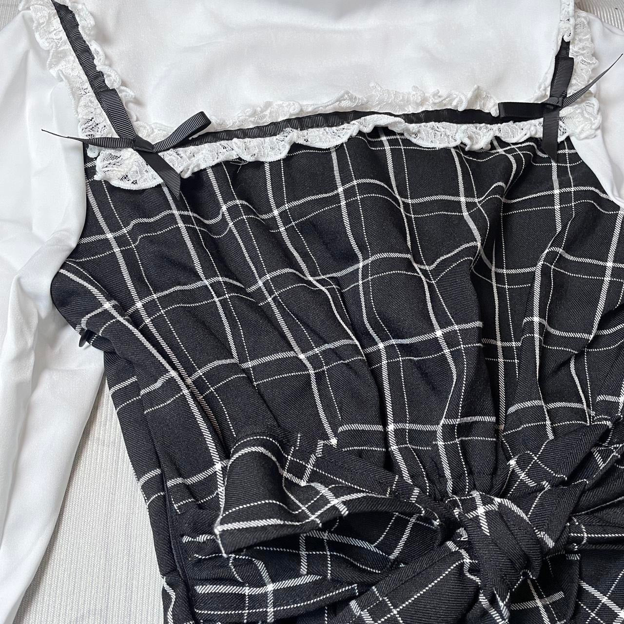 Liz Lisa Jirai Kei plaid mini dress/ top with a detachable bow one size6