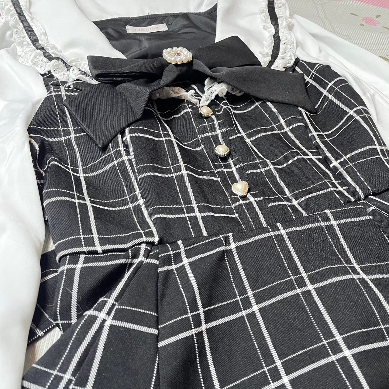 Liz Lisa Jirai Kei plaid mini dress/ top with a detachable bow one size3