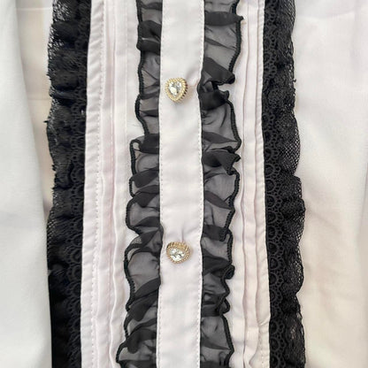 Liz Lisa cold-shoulder pearl lace blouse with heart buttons6