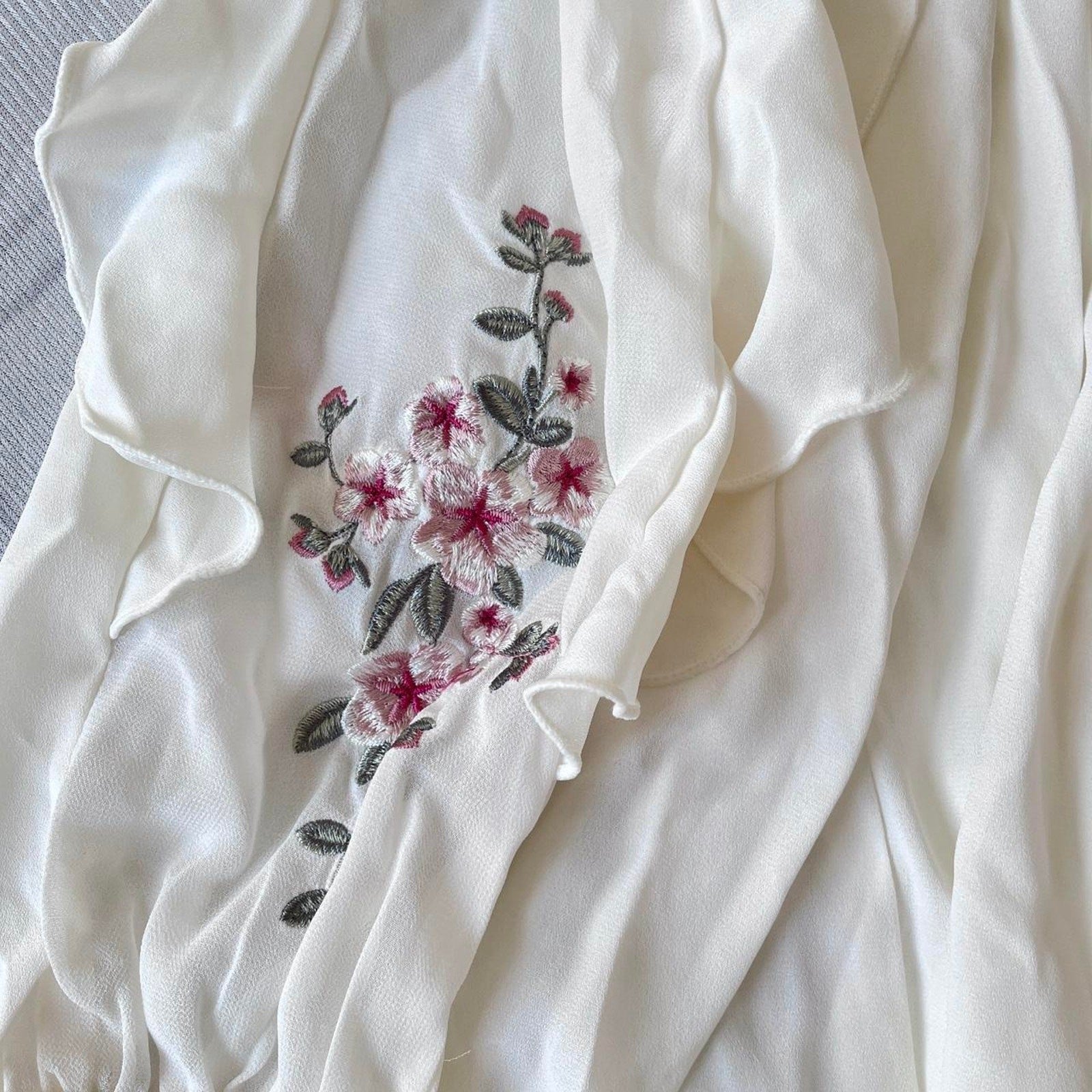 Axes Femme ruffle sleeve floral embroidery blouse 4