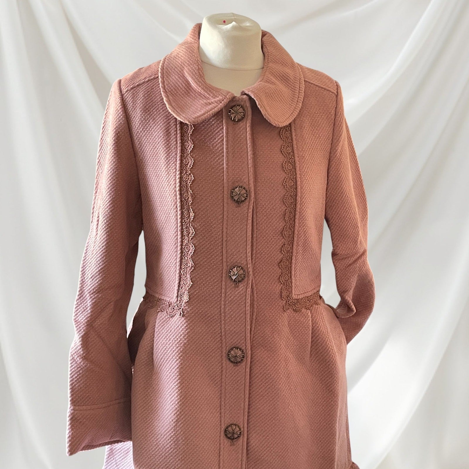 Axes Femme Dusty Pink Lace Trim Coat – Classic Romantic Style1