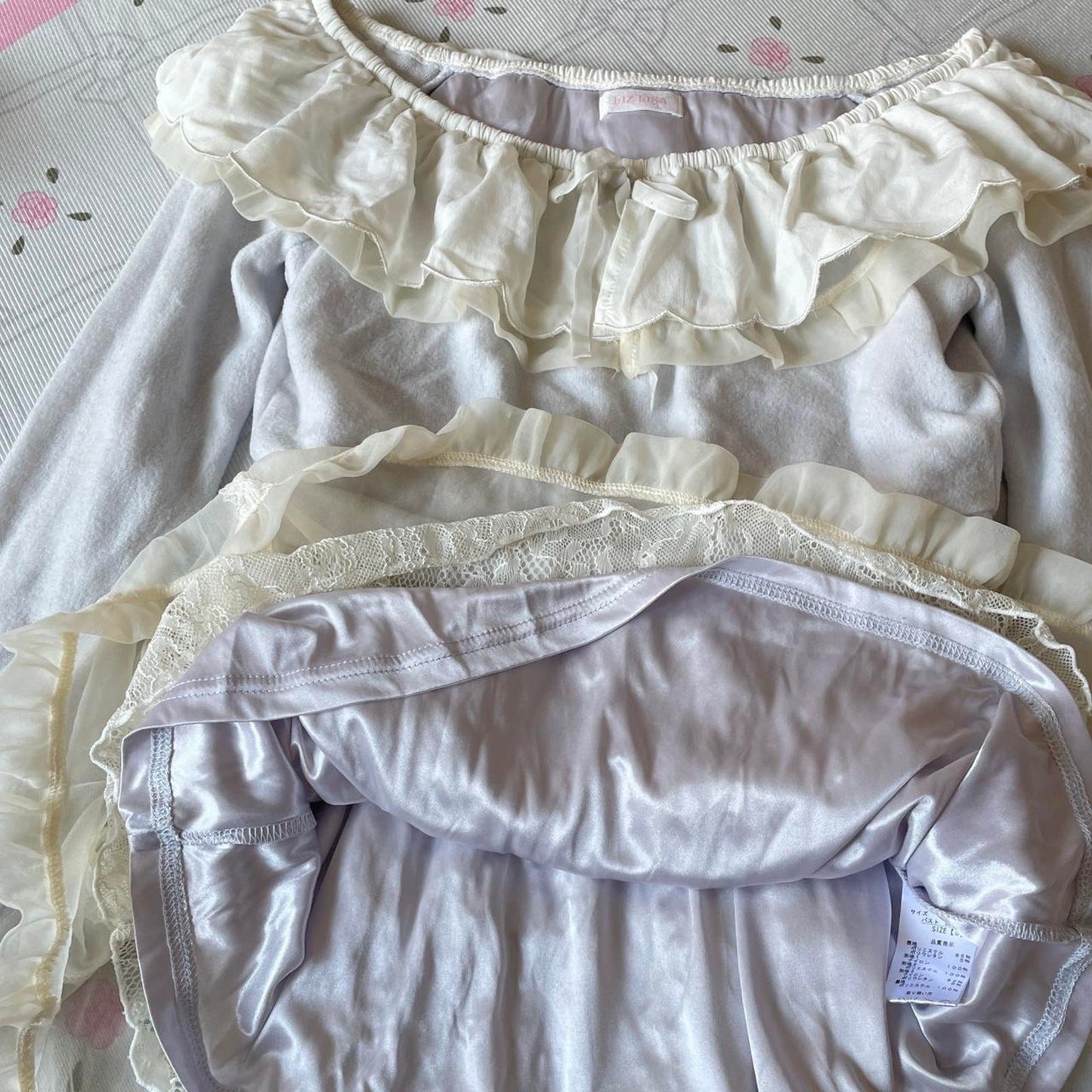 Liz Lisa twopiece set, a top and matching short skirt4