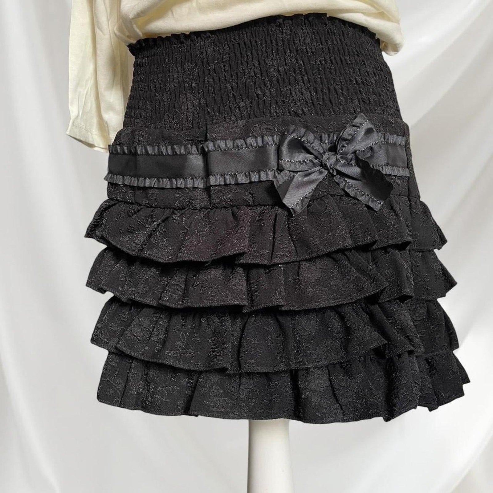 Babydoll  black tiered frilly multi-layer ruffles cake mini skirt/ skort 2