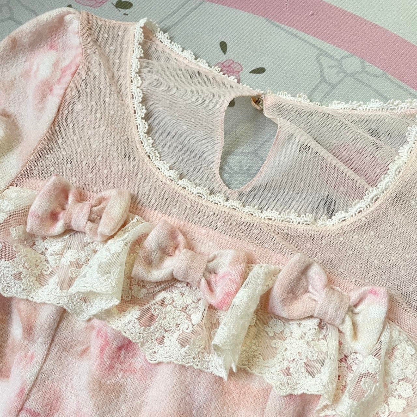 Liz Lisa pink floral peplum top – lace blouse with romantic rose print5