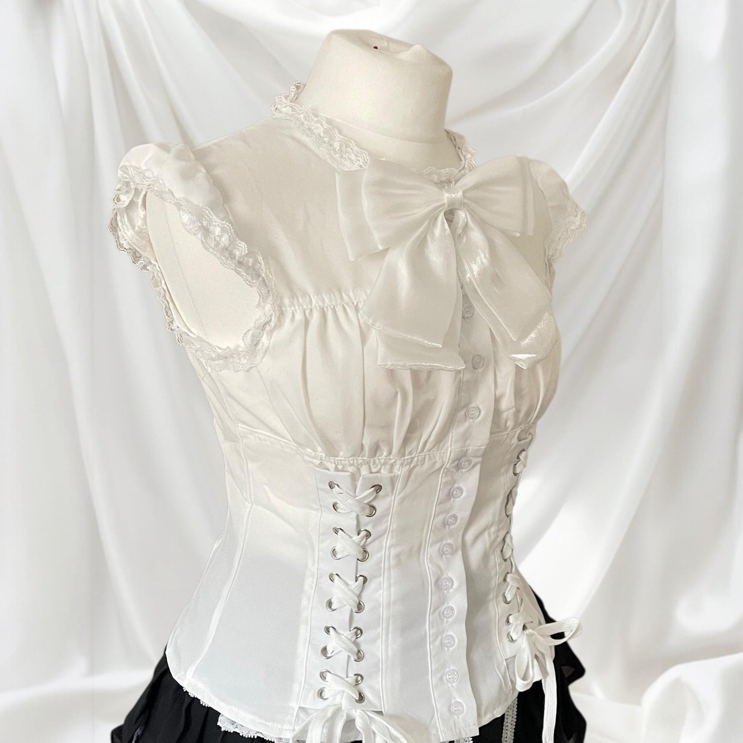 White lace blouse with a detachable bow1