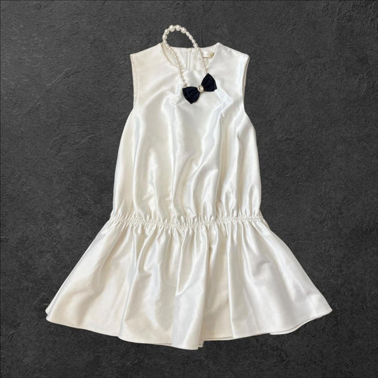 Elegant sleeveless dress with included necklace UK 8/10, S/M0
