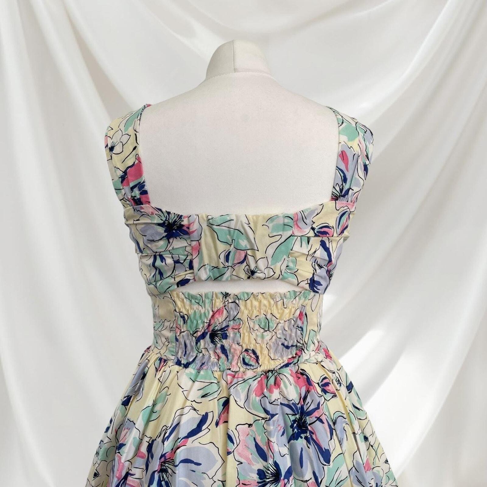 Japanese brand Snidel floral print dress with flare skirt high-quality structure3