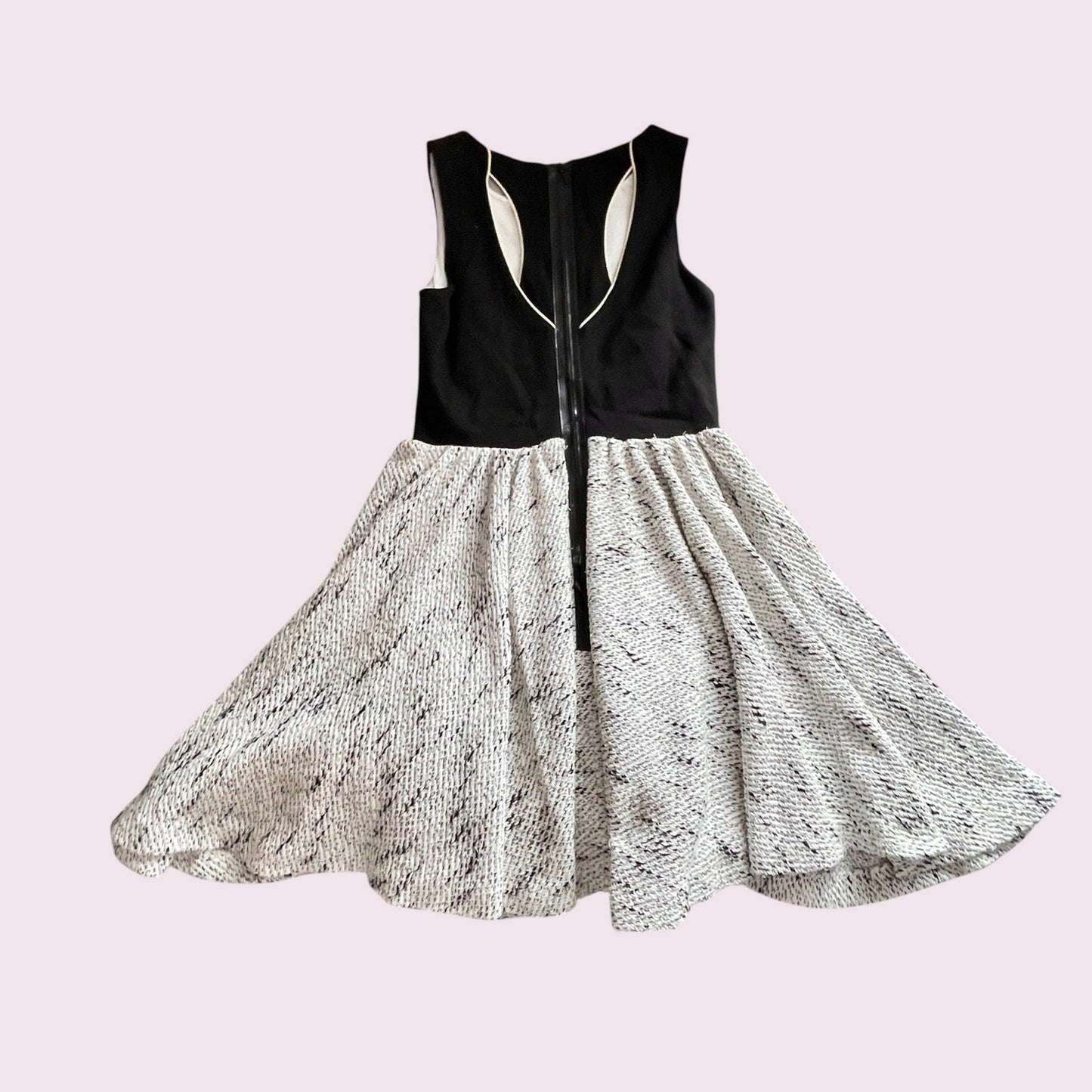 Snidel monochrome fit & flare dress with textured fabric1