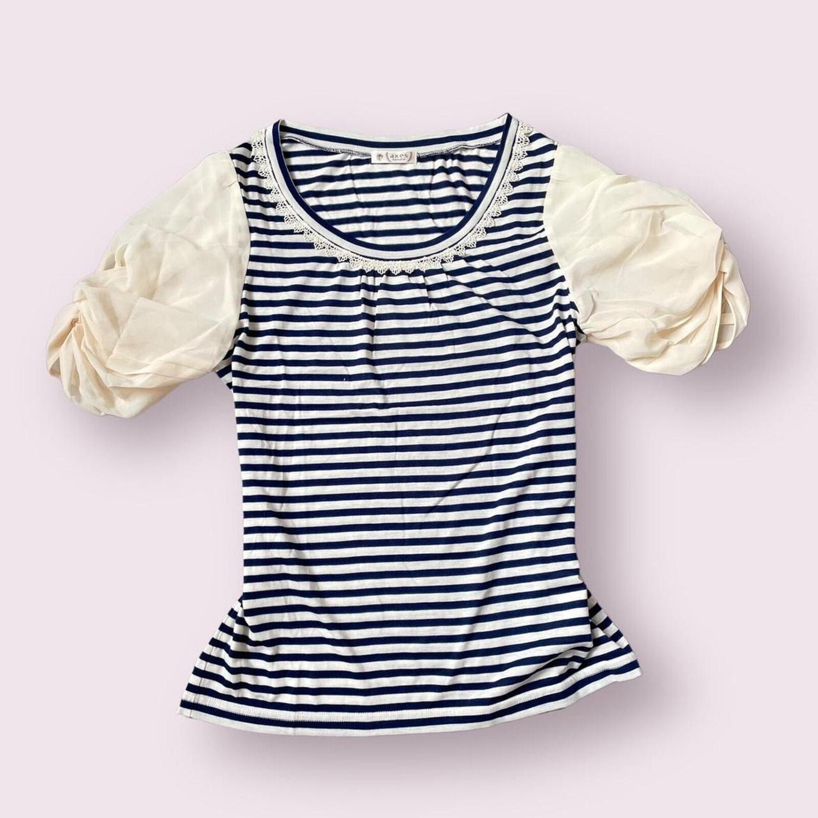 Axes femme navy blue and white striped puff sleeve top0