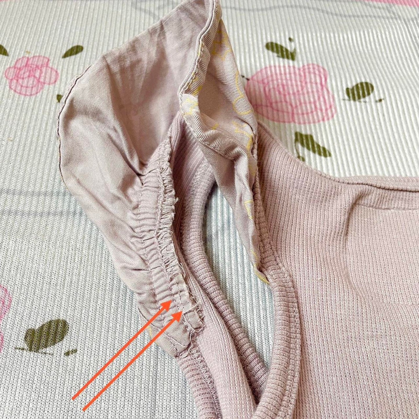 Sleeveless flared mini dress details5