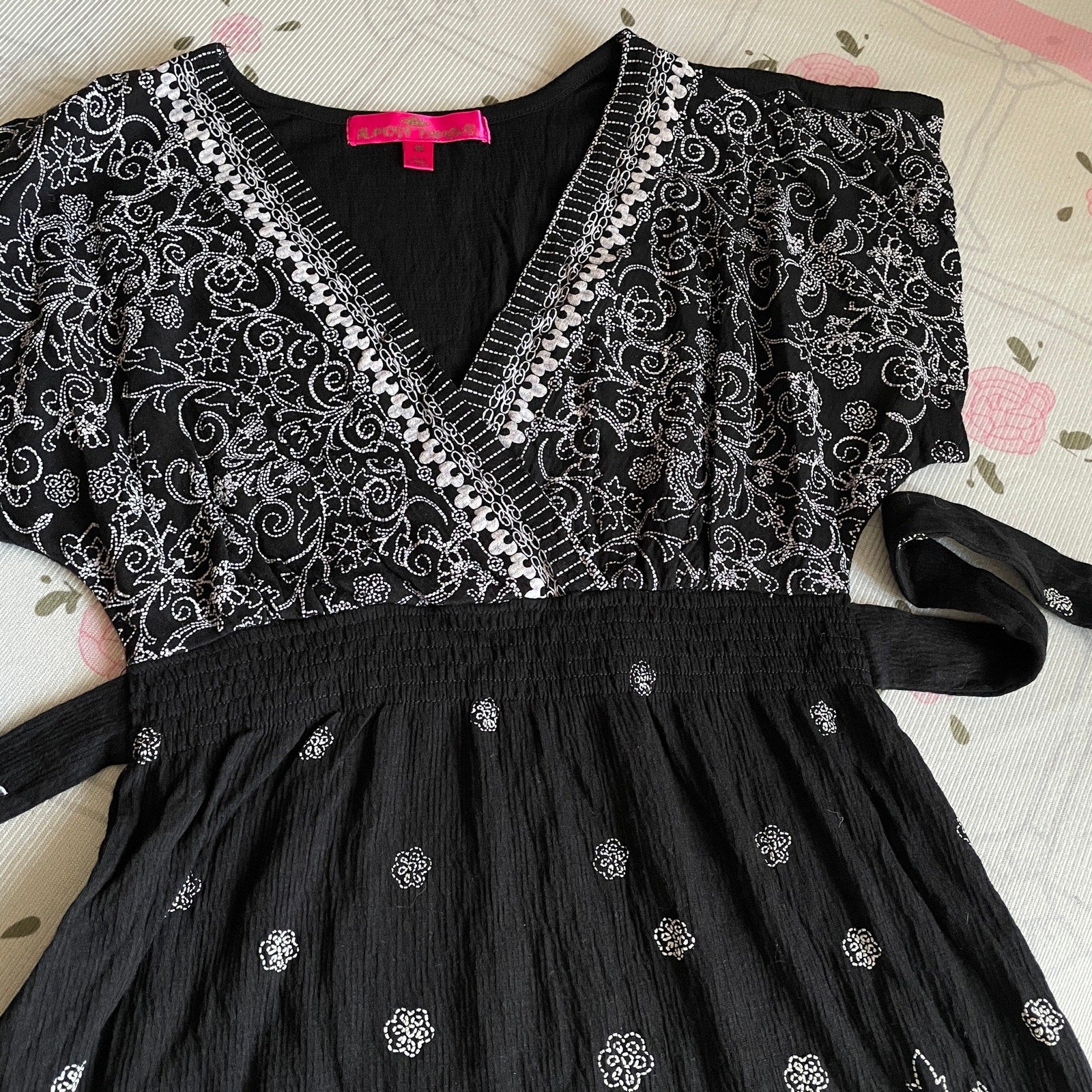 Japanese Vintage Black Embroidered Top3