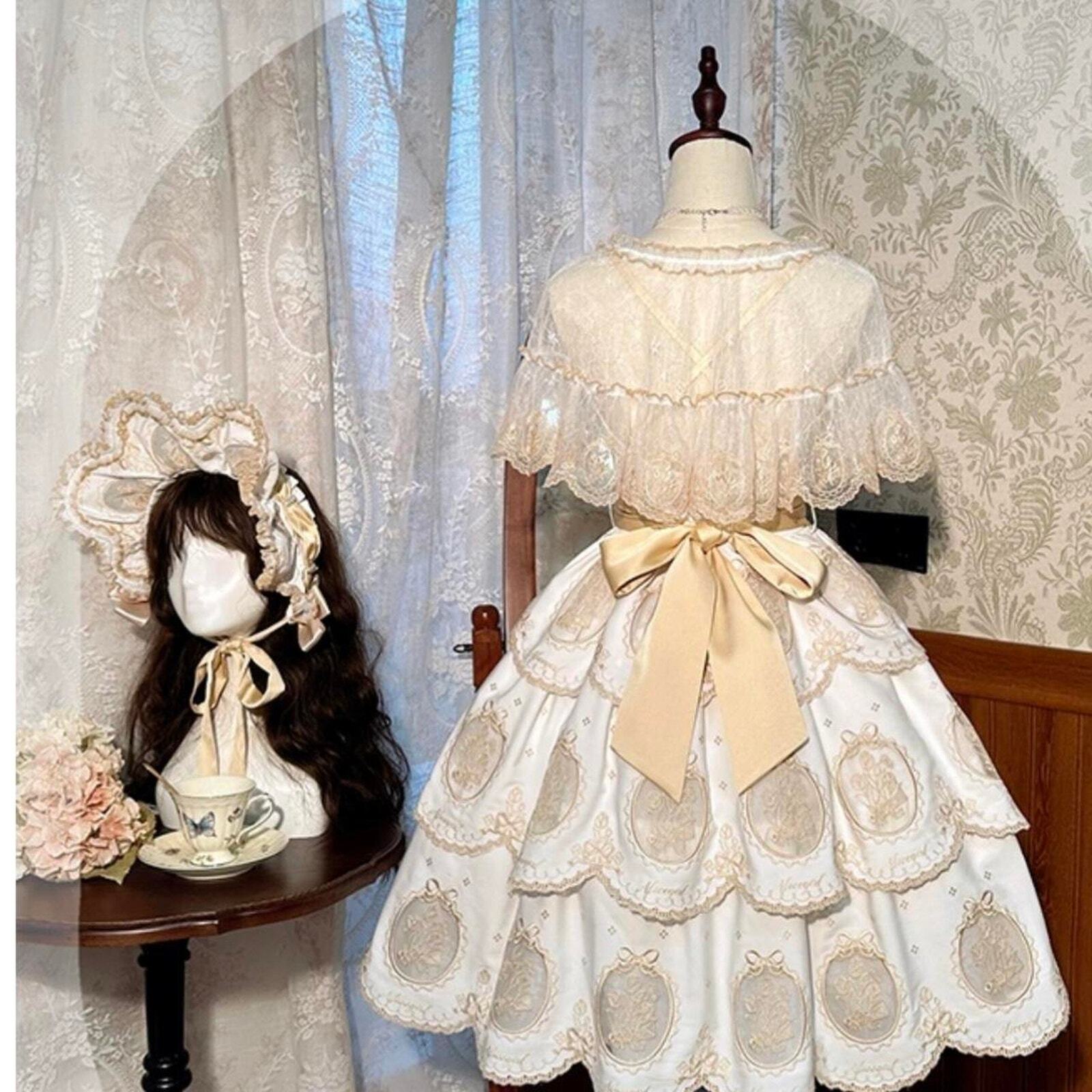 Lace capelet with satin bow lolita style2