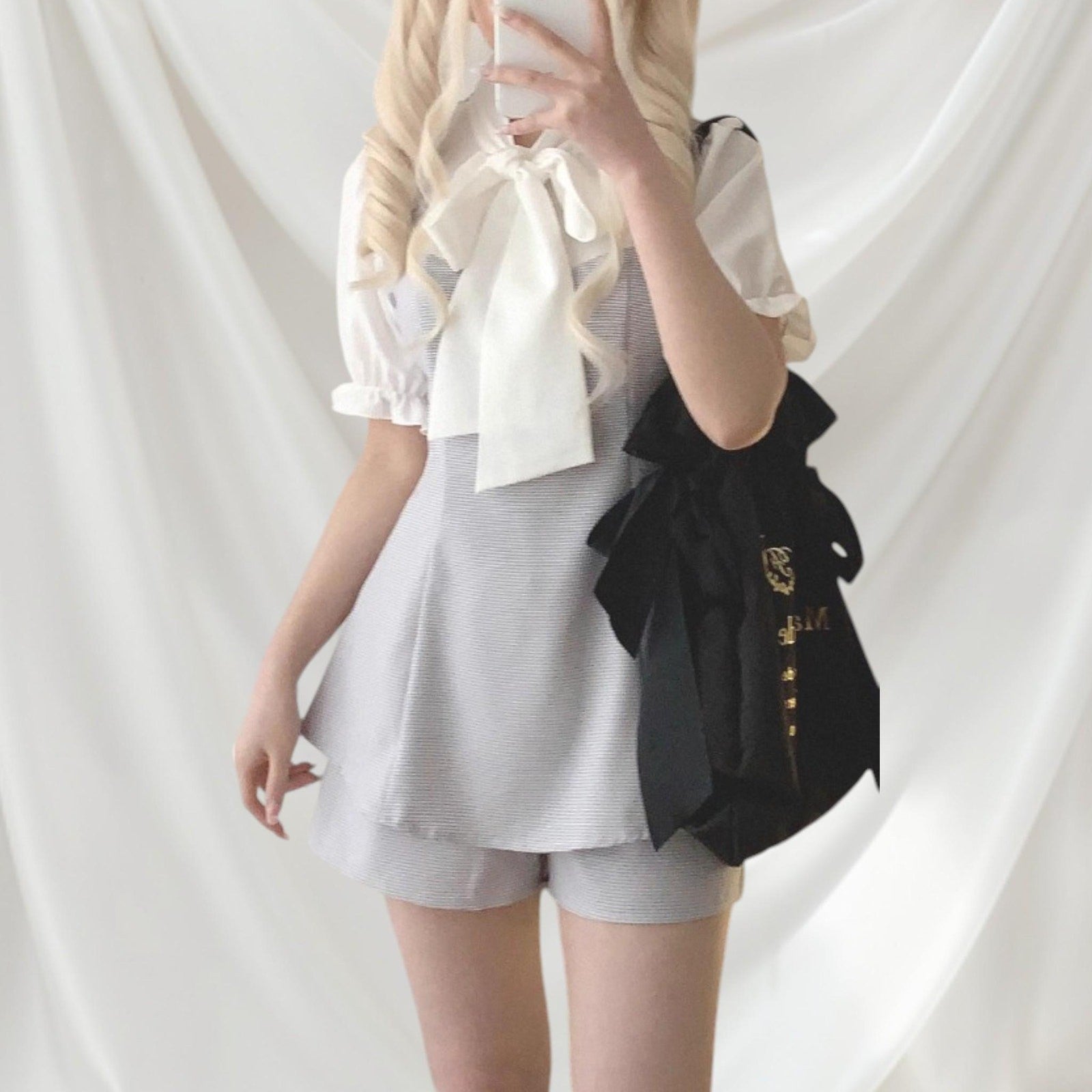 Jirai Kei two-piece set from Japanese brand Dear My Love Rose by Dear My Dream 3