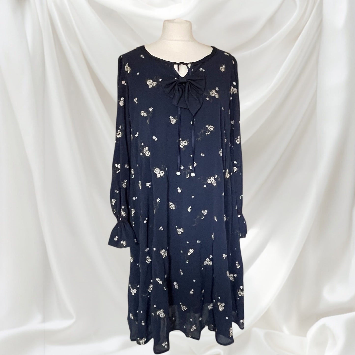 Axes Femme Navy Floral Long Sleeve Dress with Ribbon Bow1