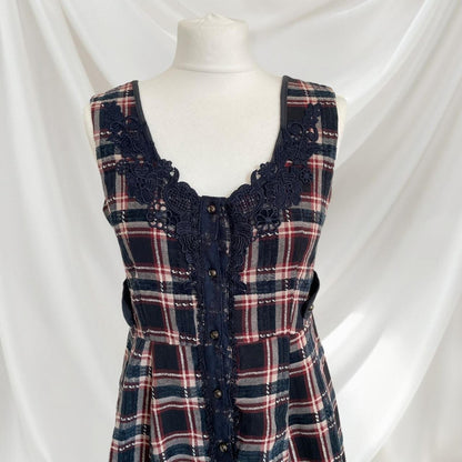 Axes Femme plaid dress with embroidery detail one-size2