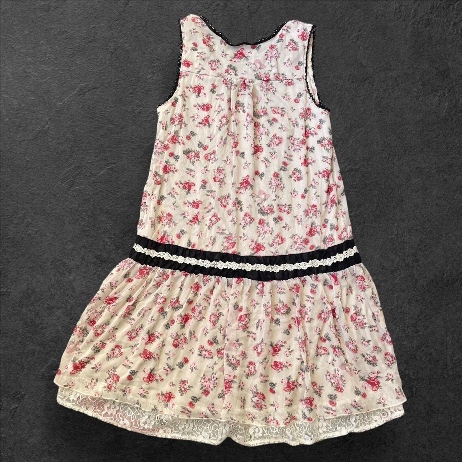 Axes femme rare vintage floral lace dress with black ribbon and button details 1