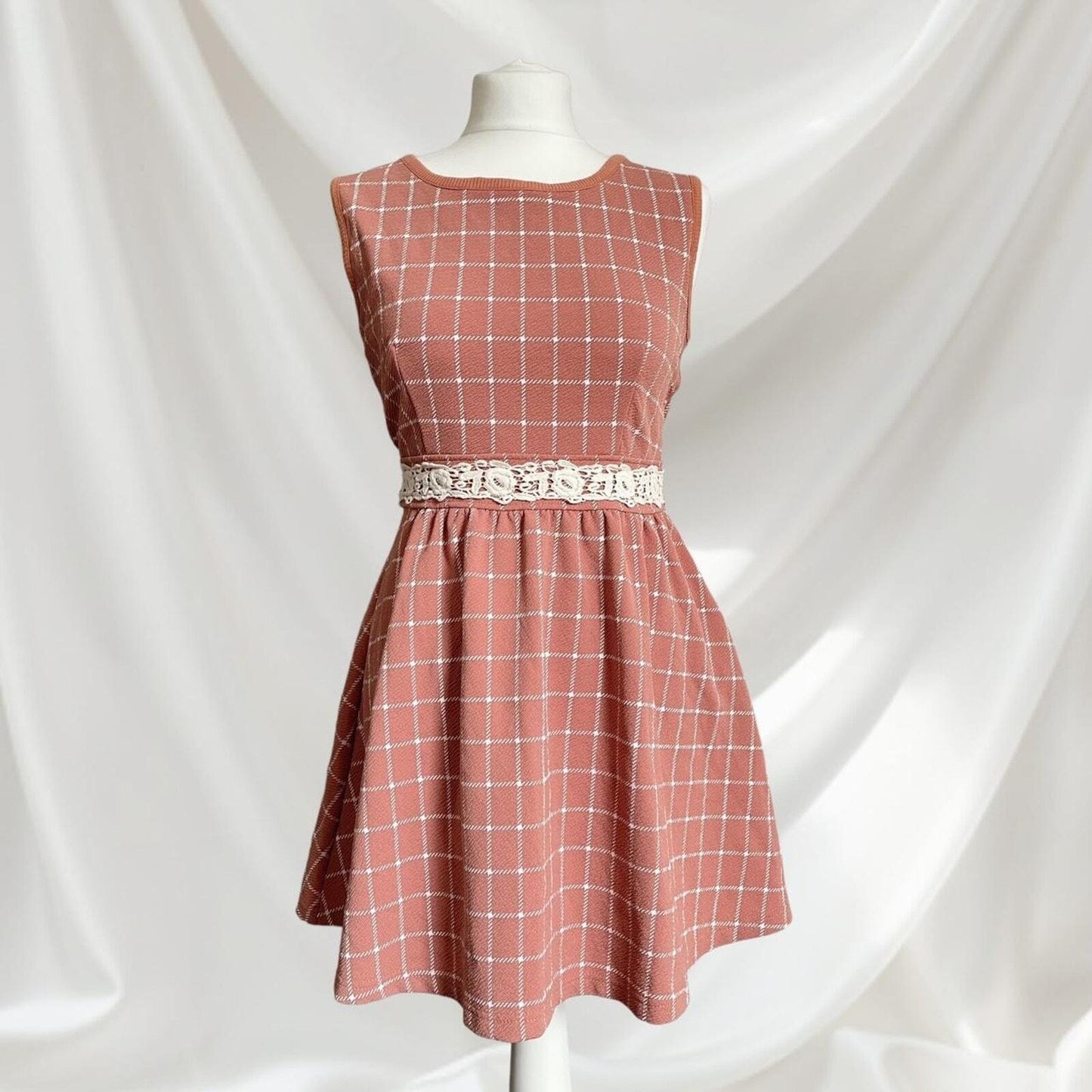 Liz Lisa checkered lace detail dress One size1