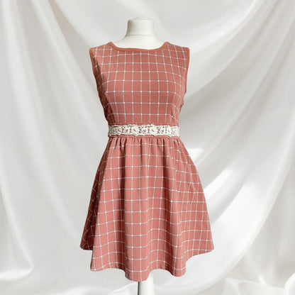 Liz Lisa checkered lace detail dress One size1