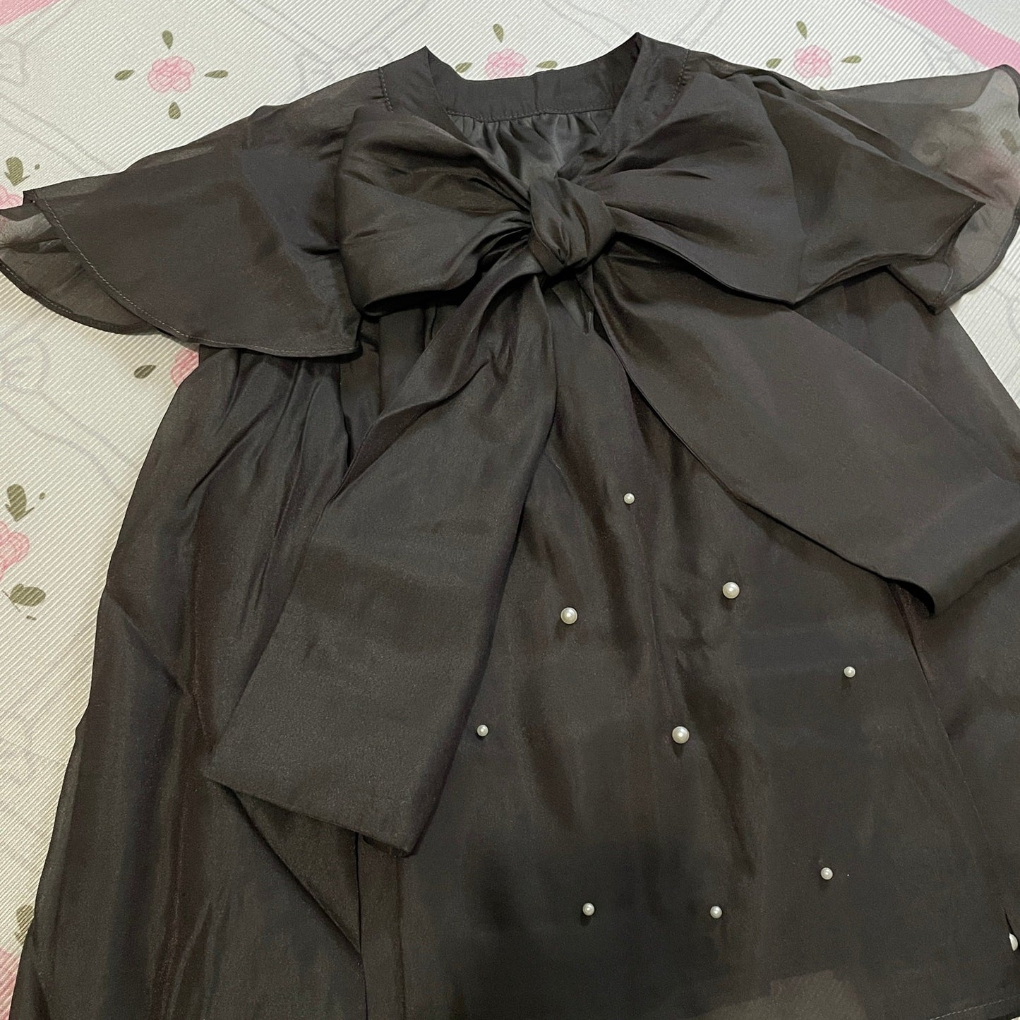 GRL black oversized bow blouse – sheer puff sleeves, pearl detail3