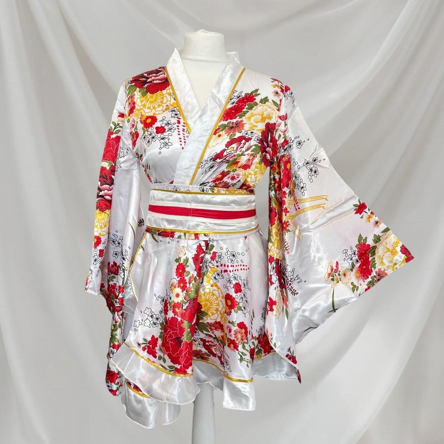 Japanese floral kimono Halloween costume with white socks and holding fan  Cos 2