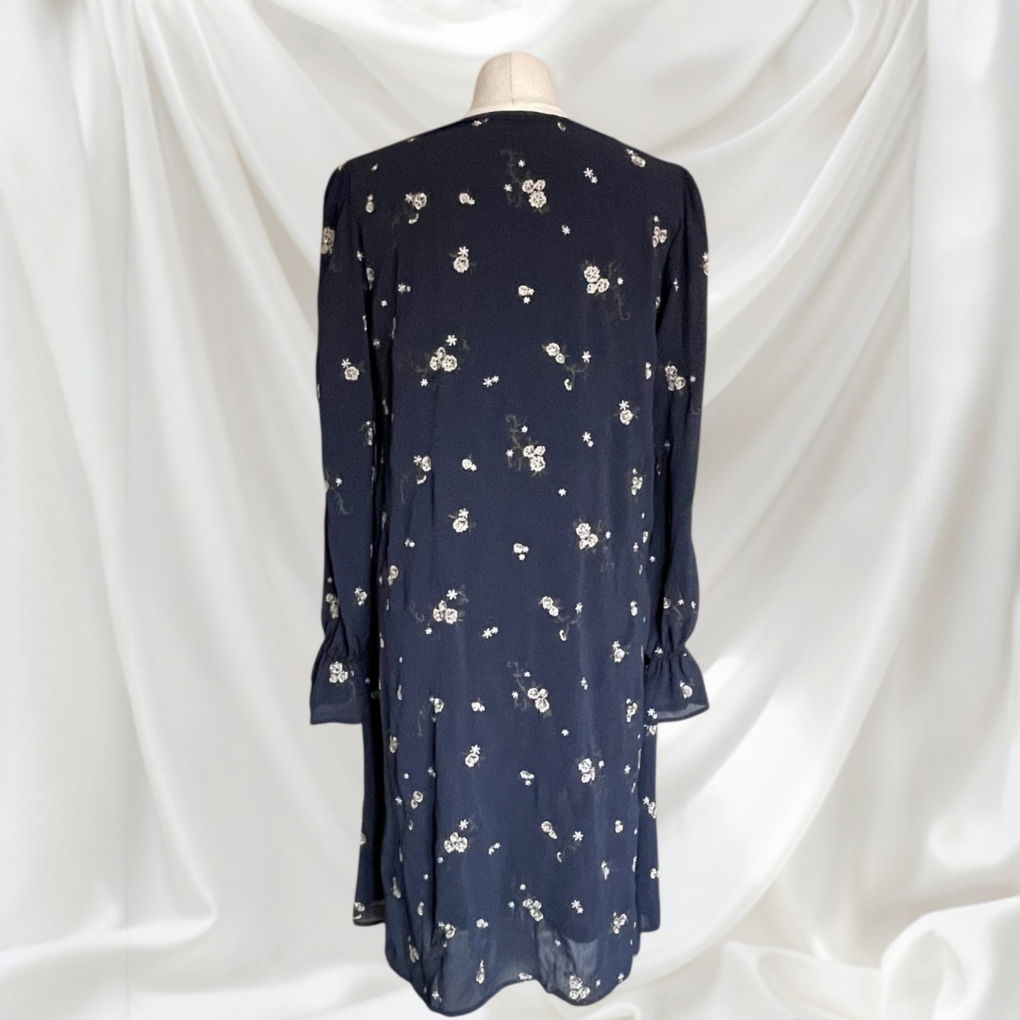 Axes Femme Navy Floral Long Sleeve Dress with Ribbon Bow4