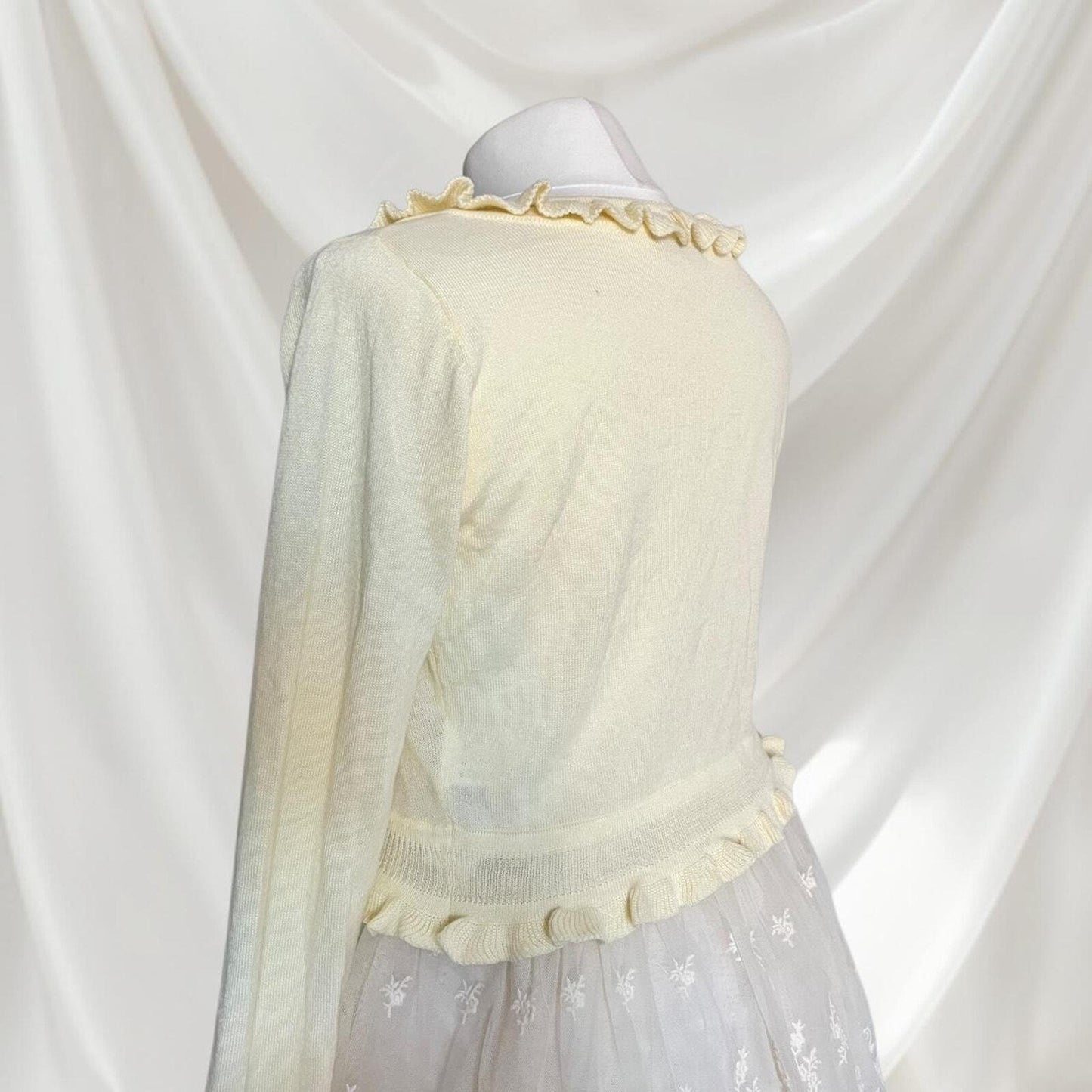 Axes Femme embroidered knit cardigan with ruffle trim rare piece3