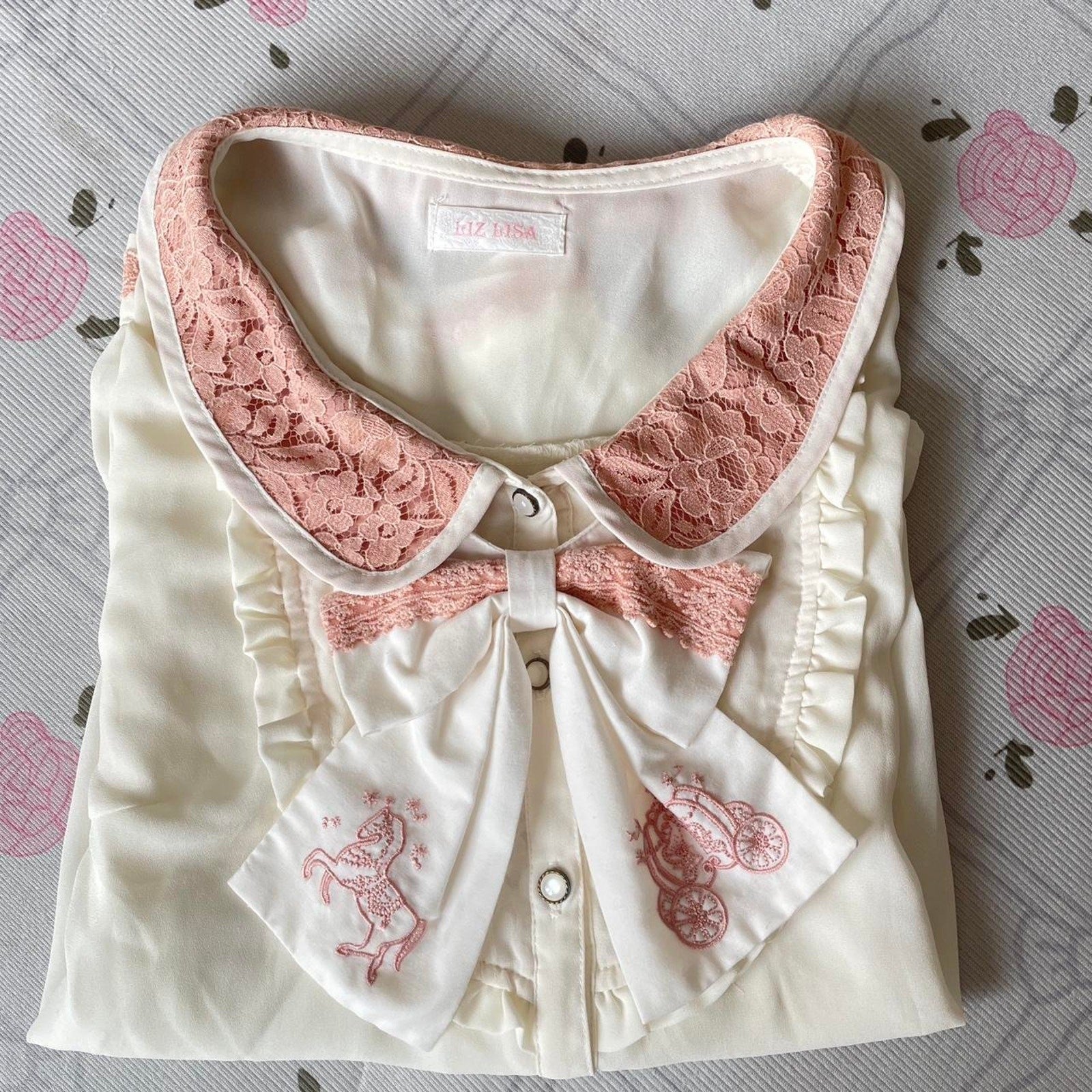 Liz Lisa cream blouse with embroidered bow & pink lace trim4