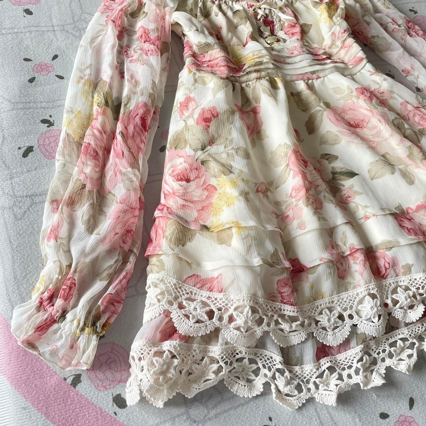 Liz Lisa offshoulder floral chiffon top/dress with lace hem4