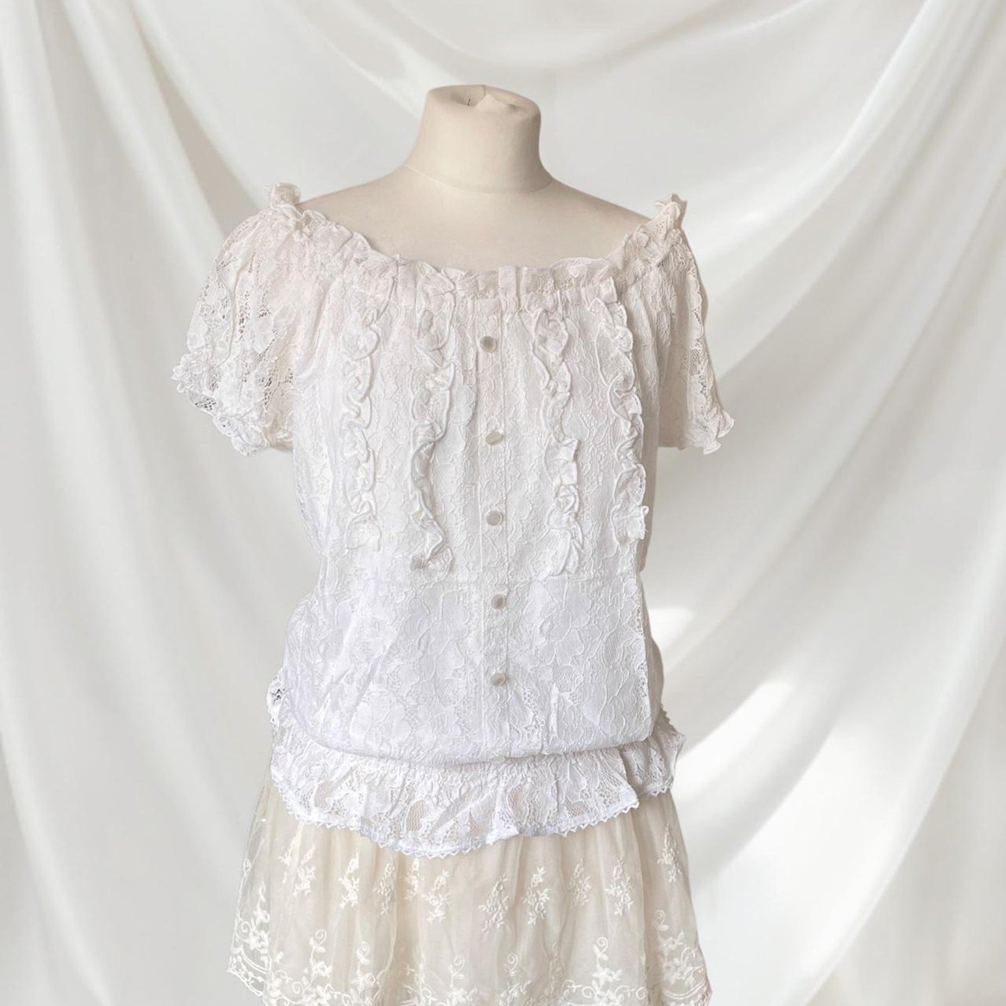 Japanese vintage lace blouse with shirred waist3