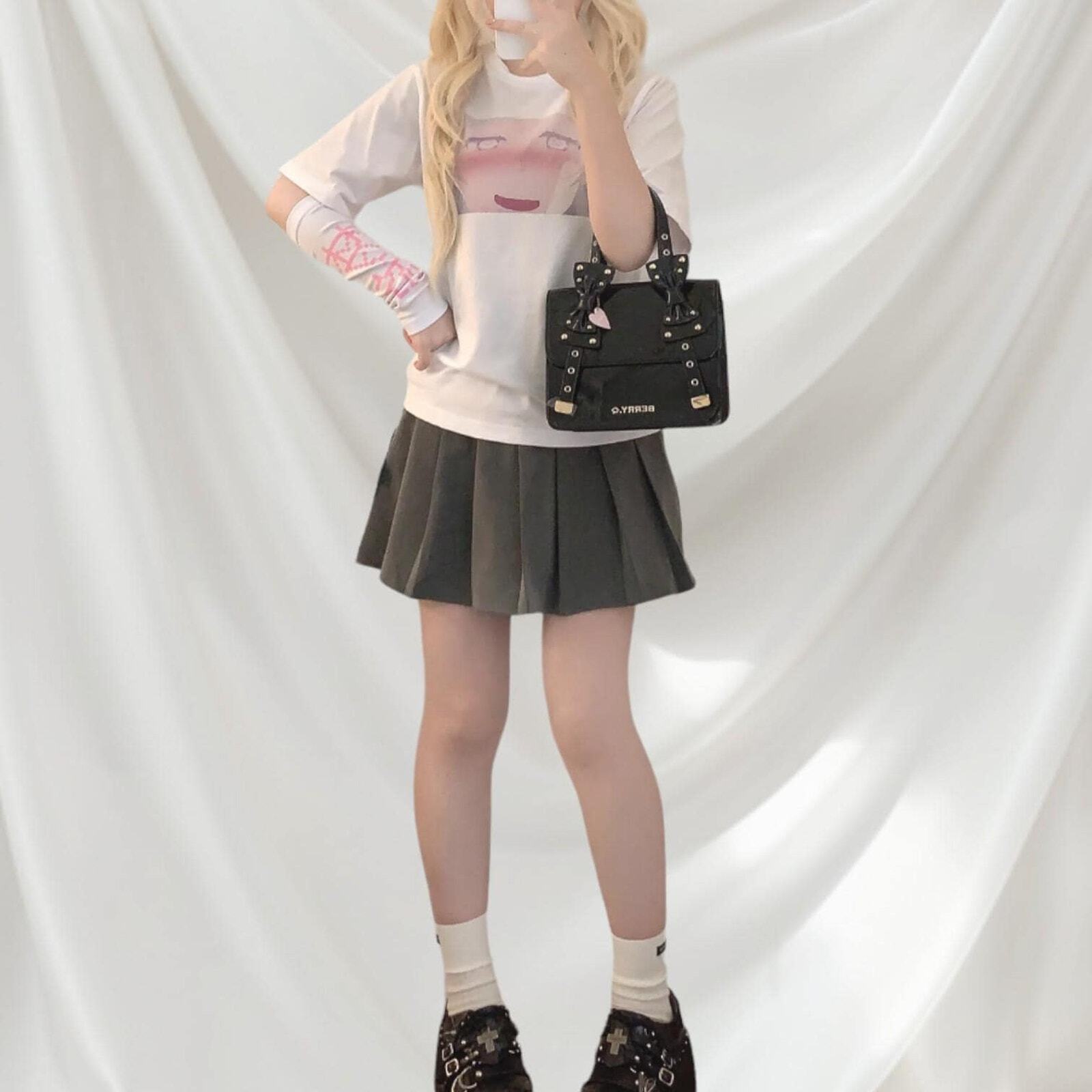 Japanese graphic tee with artistic single sleeve Anime Tee Kawaii Jfashion2