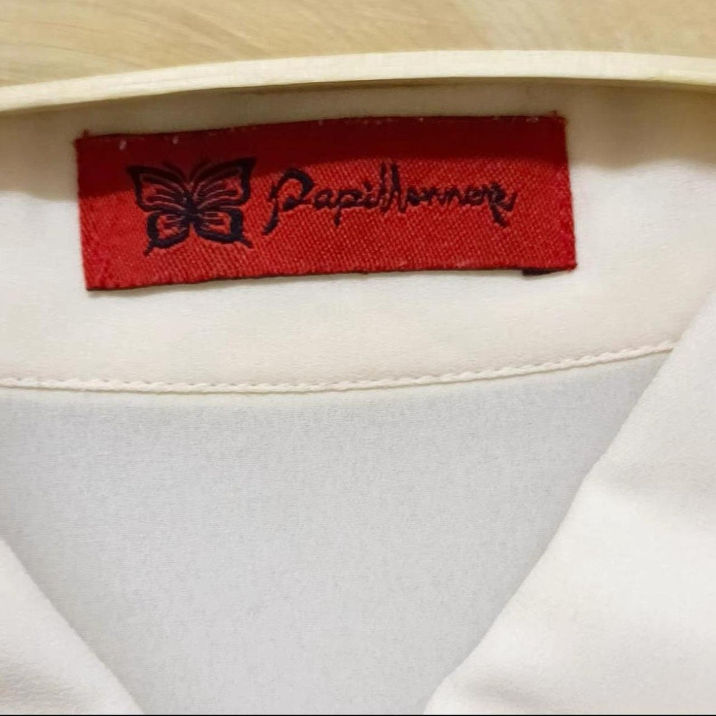 Japanese vintage long-length pleated ivory blouse3