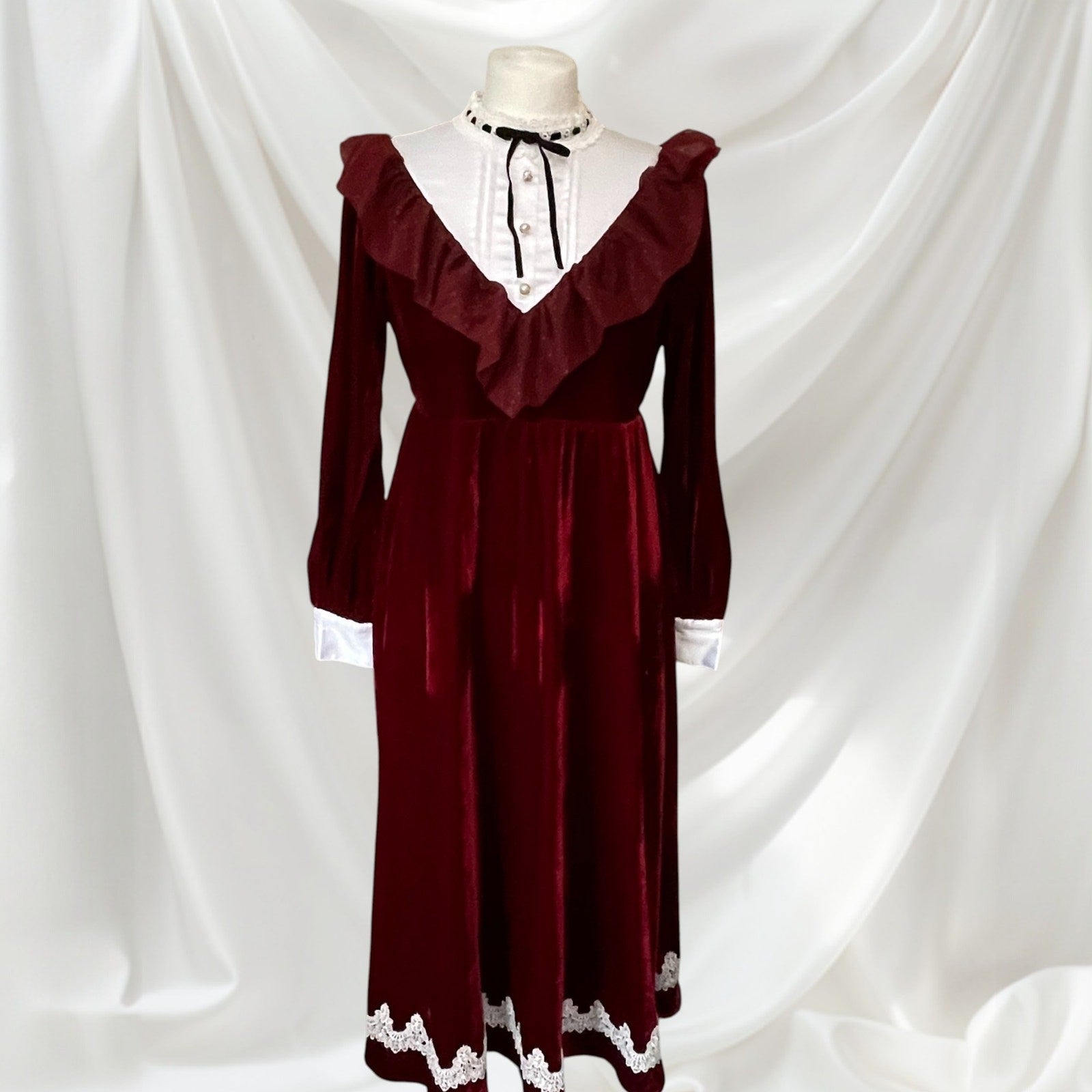 Axes Femme Burgundy Velvet Long Sleeve Midi Dress Victorian0