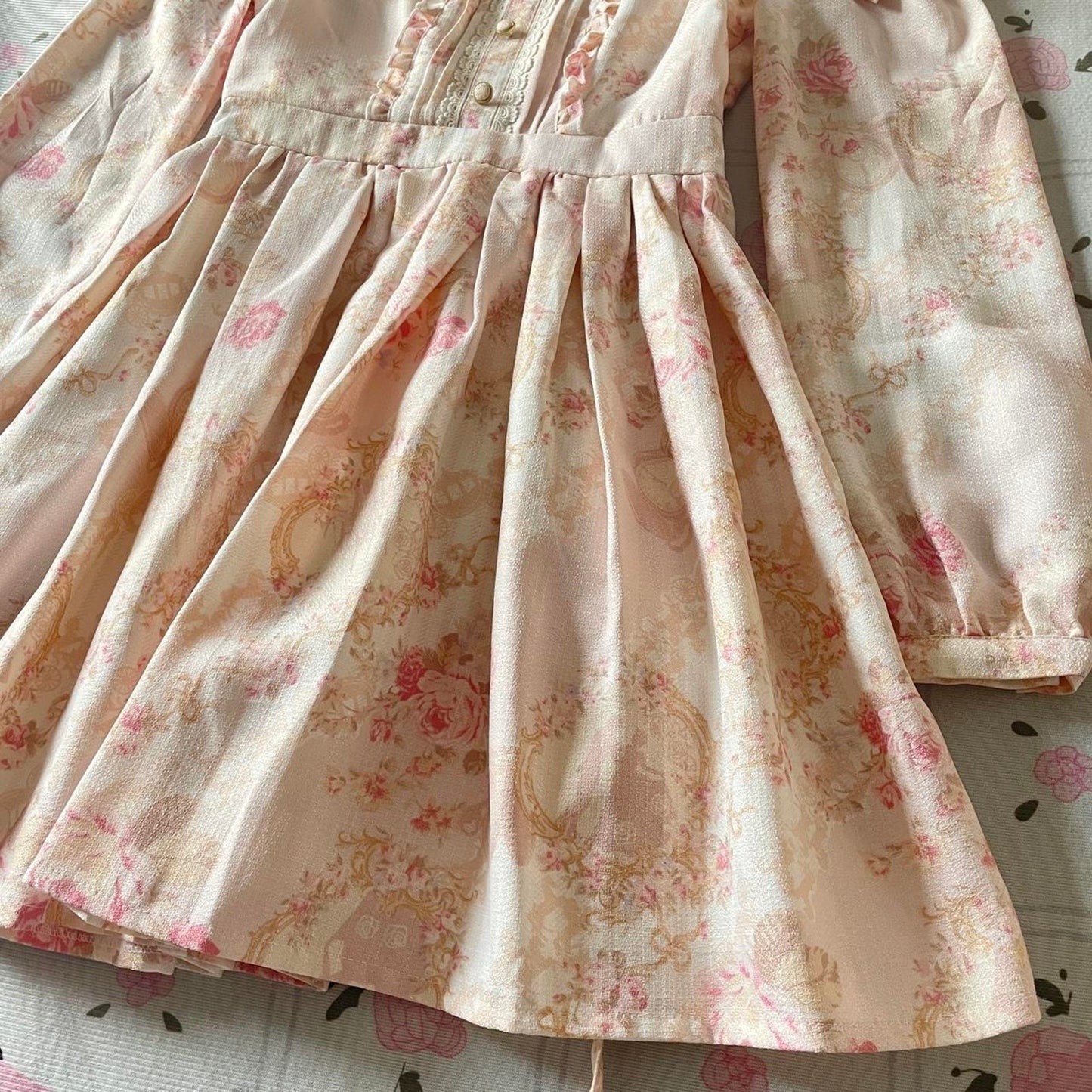 Liz Lisa rare cold shoulder floral dress with bow details3