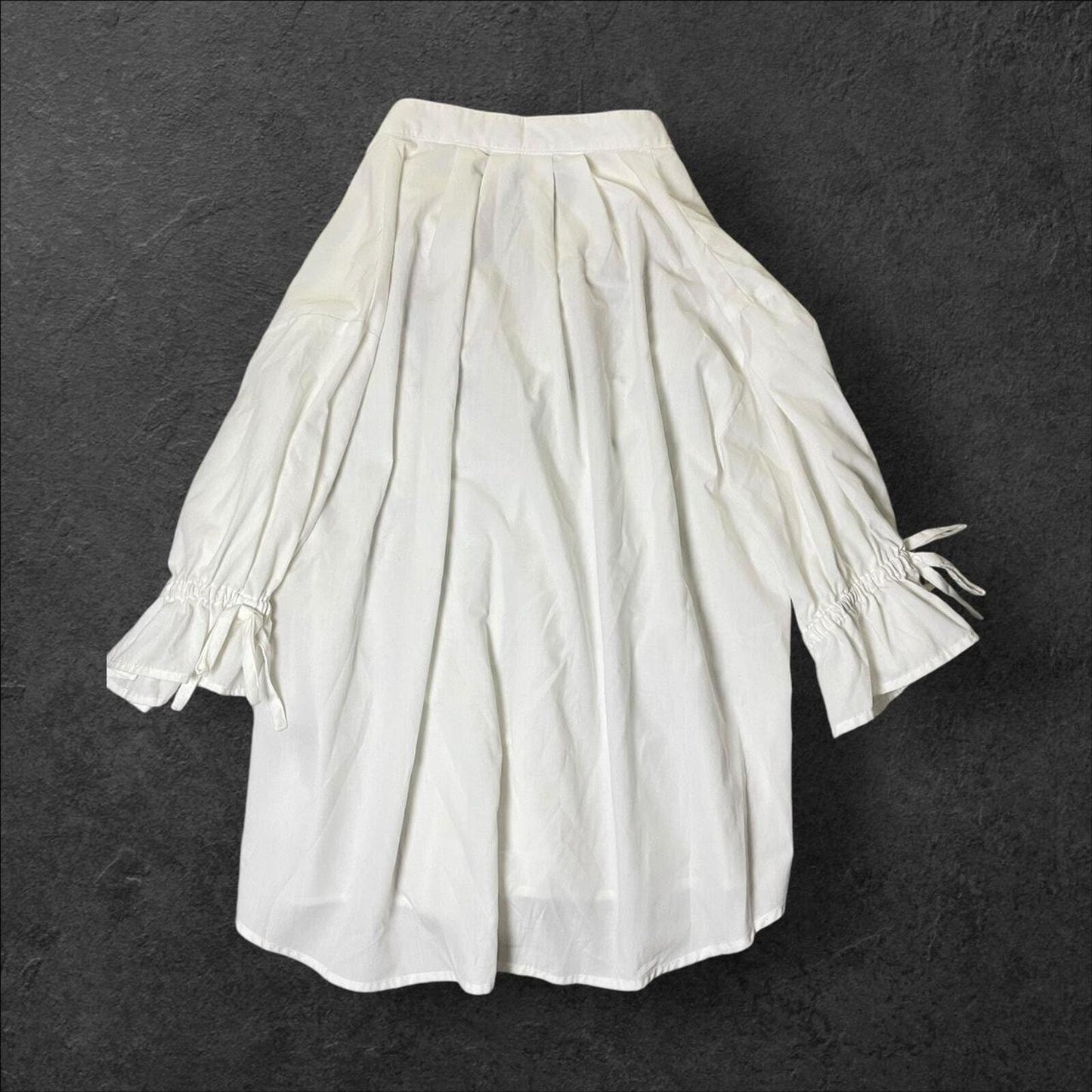 Loose-fit embroidered tunic with 3/4 sleeves from Holiday Holic fits S-M1