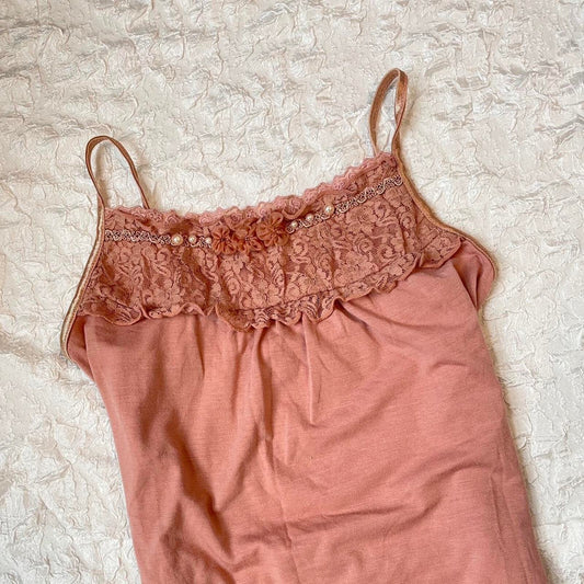 Axes Femme mauve pink adorned with lace, pearls, and floral embroidery 0