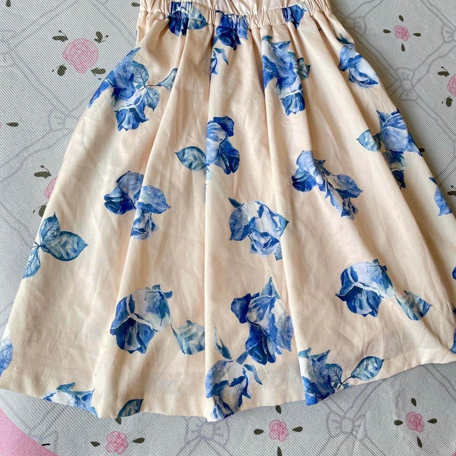 Ivory & Blue Lilidia Floral Midi Dress – Lightweight & Breezy3
