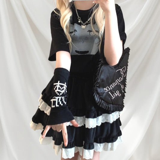 Japanese graphic t-shirt with artistic single sleeve Anime Tee Kawaii Jfashion0