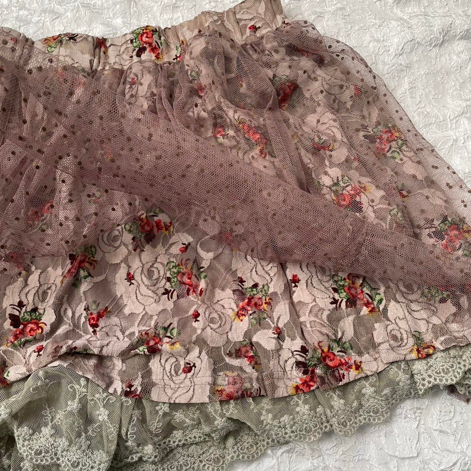 Vintage skirt three layers best fit uk 6/8, XS/S2