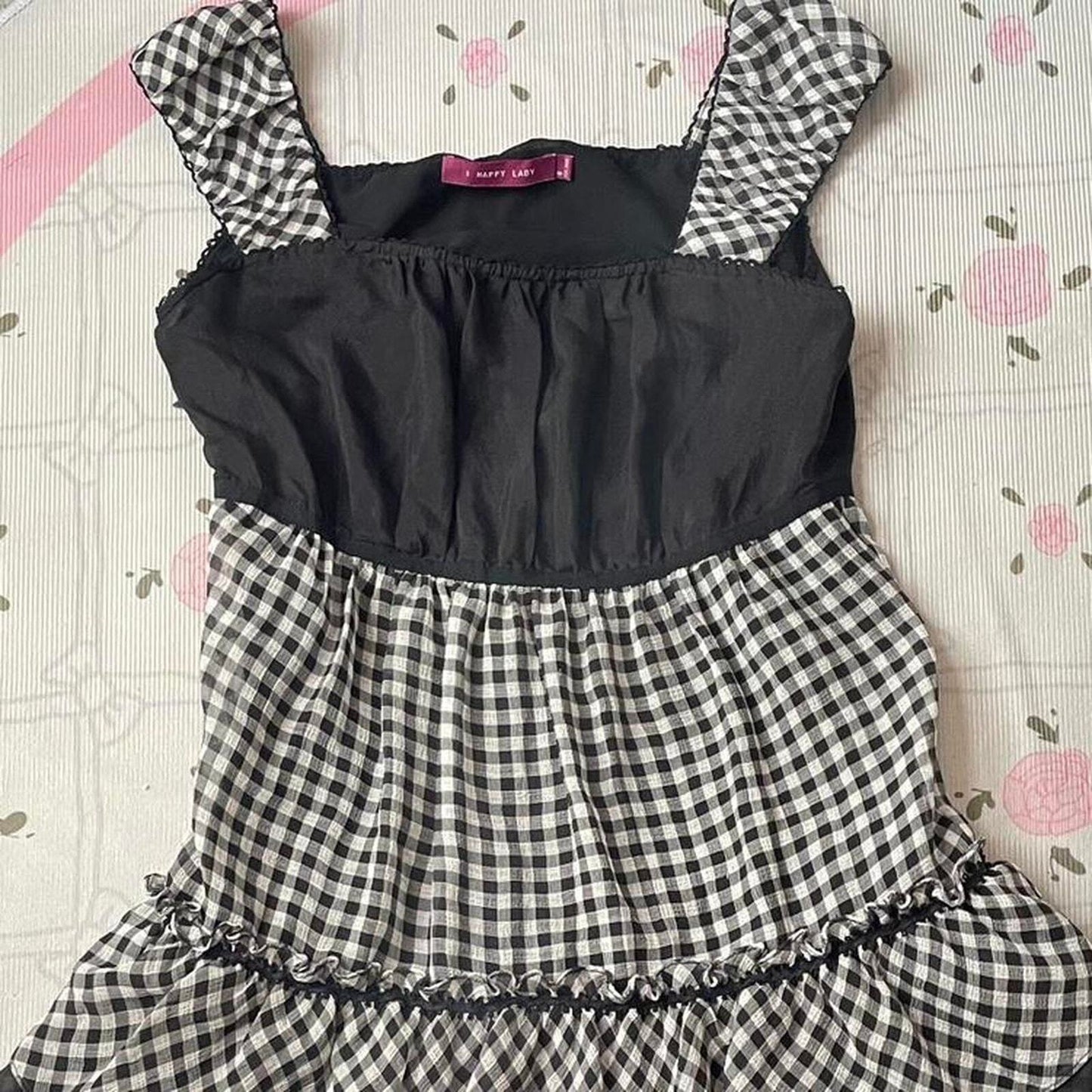 Plaid/ checkered black and white Japanese vintage dress with ruffle detailing1