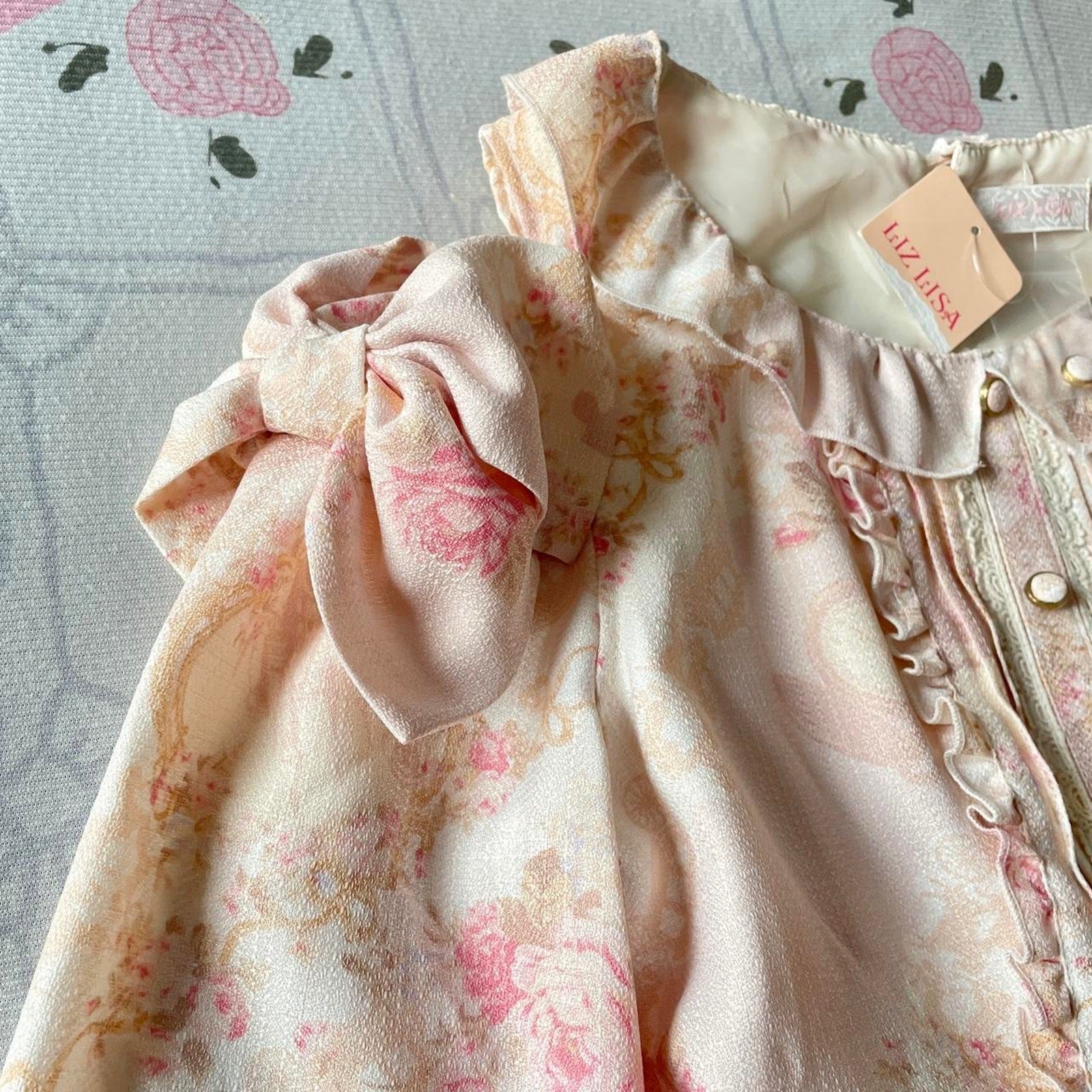 Liz Lisa rare cold shoulder floral dress with bow details4