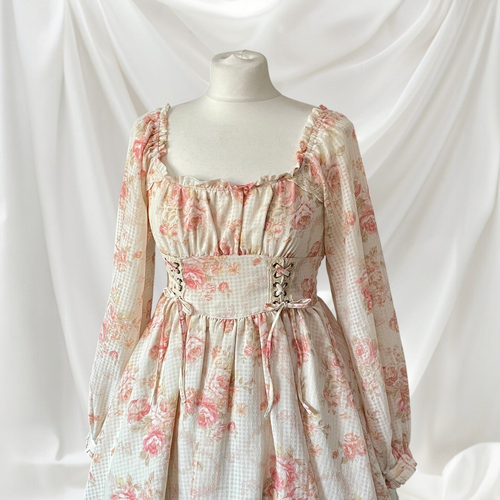 Liz Lisa Pink Rose Floral Corset Dress Lace Up Long Sleeve1