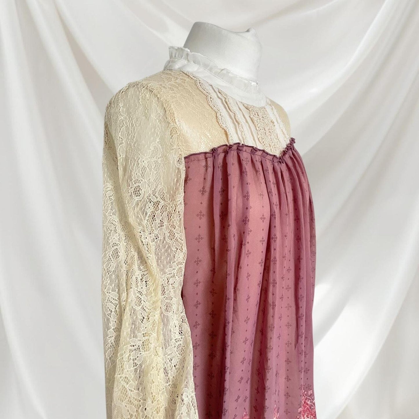 Axes Femme vintage-inspired lace overlay long sleeve tunic top/mini dress 2
